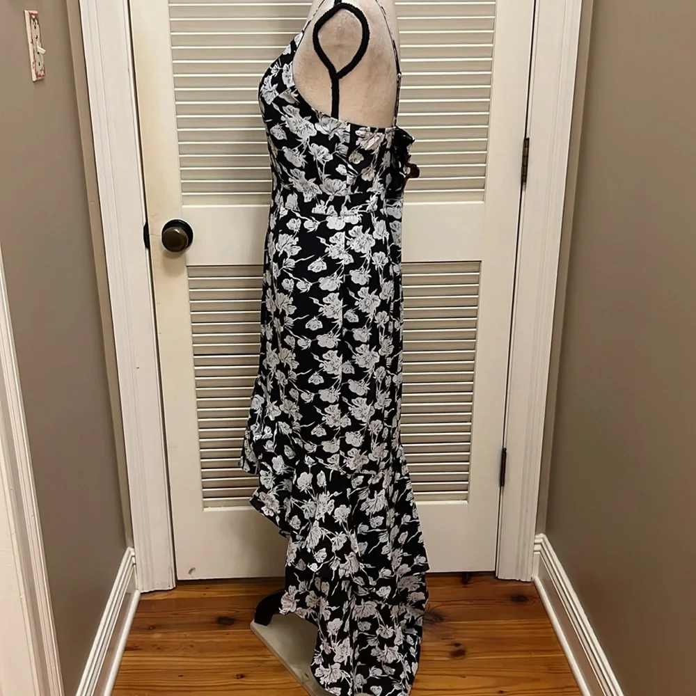Lulus Darling Daylily White and Black Floral Print High-Low Maxi Dress, NWT - Picture 12 of 17